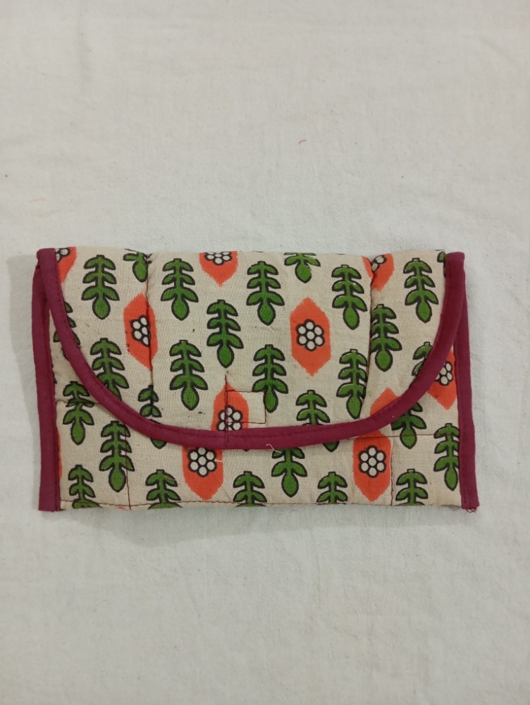 Product : KALAMKARI COTTON HAND PURSES -- KCHP0001
